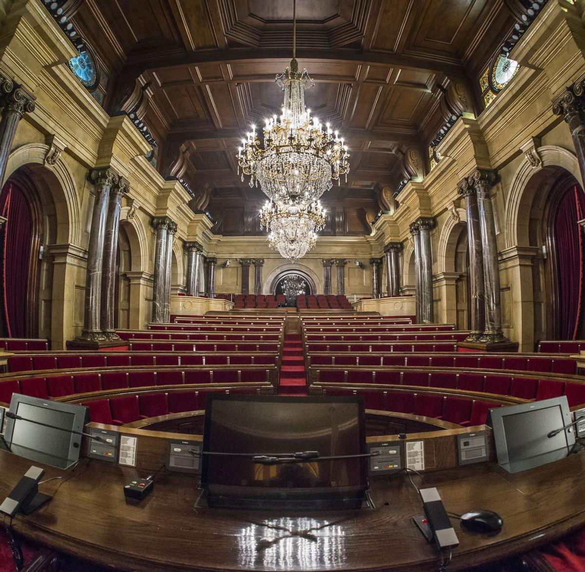 El Parlament es constitueix avui amb la incògnita de la presidència de la Mesa