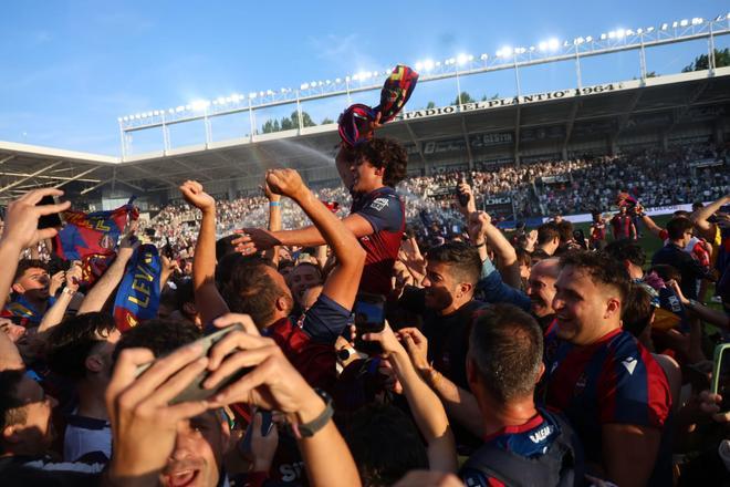 Así se ha vivido el ascenso del Levante en El Plantío