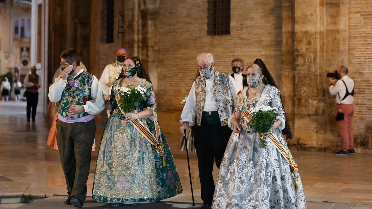 Búscate en el primer día de Ofrenda por las calles del Mar y Avellanas entre las 21:00 y 22:00 horas