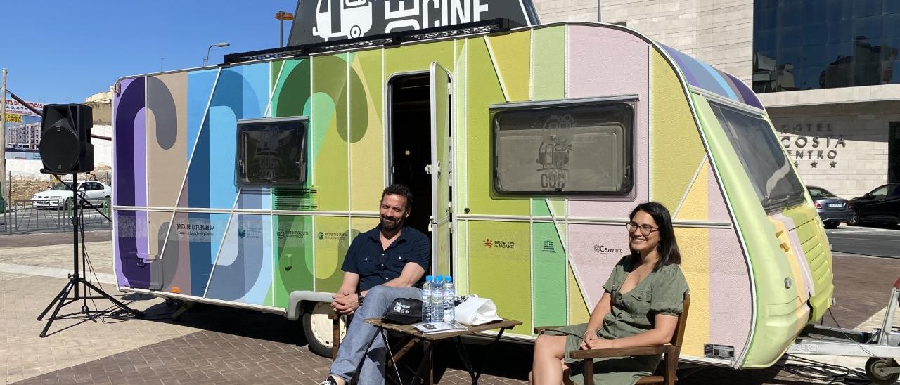 La Caravana del Cine en la Plaza de Extremadura