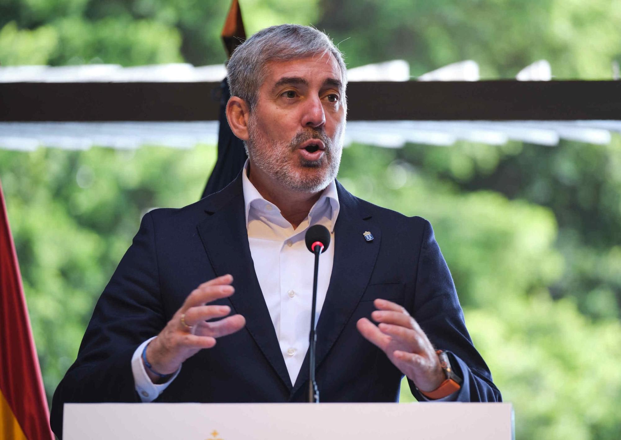 Fernando Clavijo y Manuel Domínguez hacen un balance de los primeros cien días de gobierno