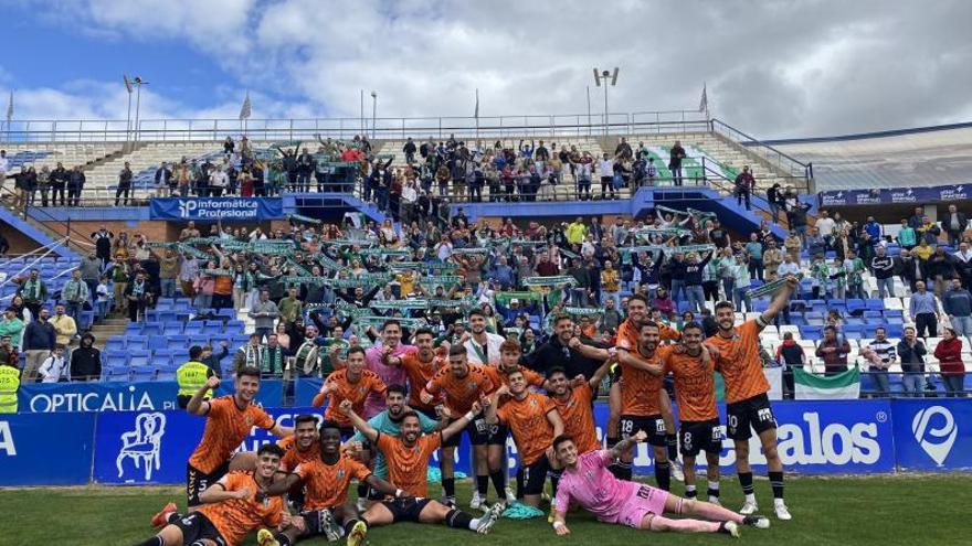 0-2: El Antequera CF gana al Recreativo en Huelva para certificar de forma virtual el ascenso a Primera RFEF