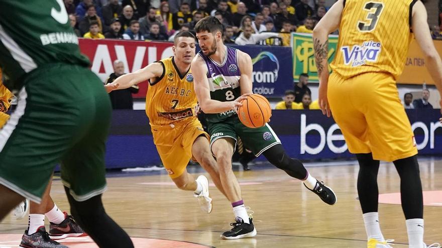 65-75: El Unicaja sobrevive a la &#039;batalla&#039; griega