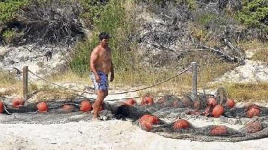 Quallenbarriere an der Playa de Muro wieder abgebaut