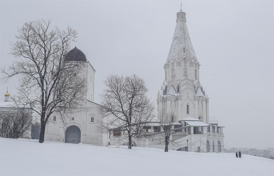 Las bajas temperaturas -en la imagen, Moscú- también están azotando a Rusia.