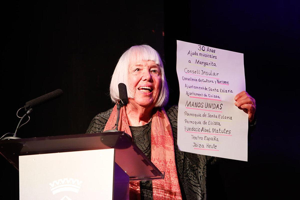 El Consell de Ibiza entrega sus máximas distinciones en una gala marcada por el recuerdo a Joan Tur.