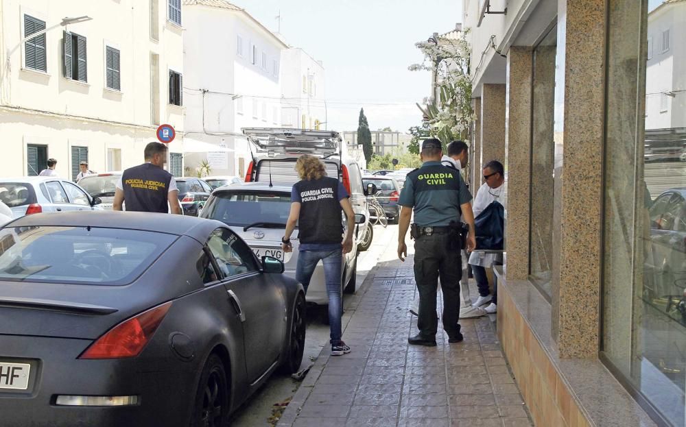 Un hombre mata a su mujer en Port de Pollença