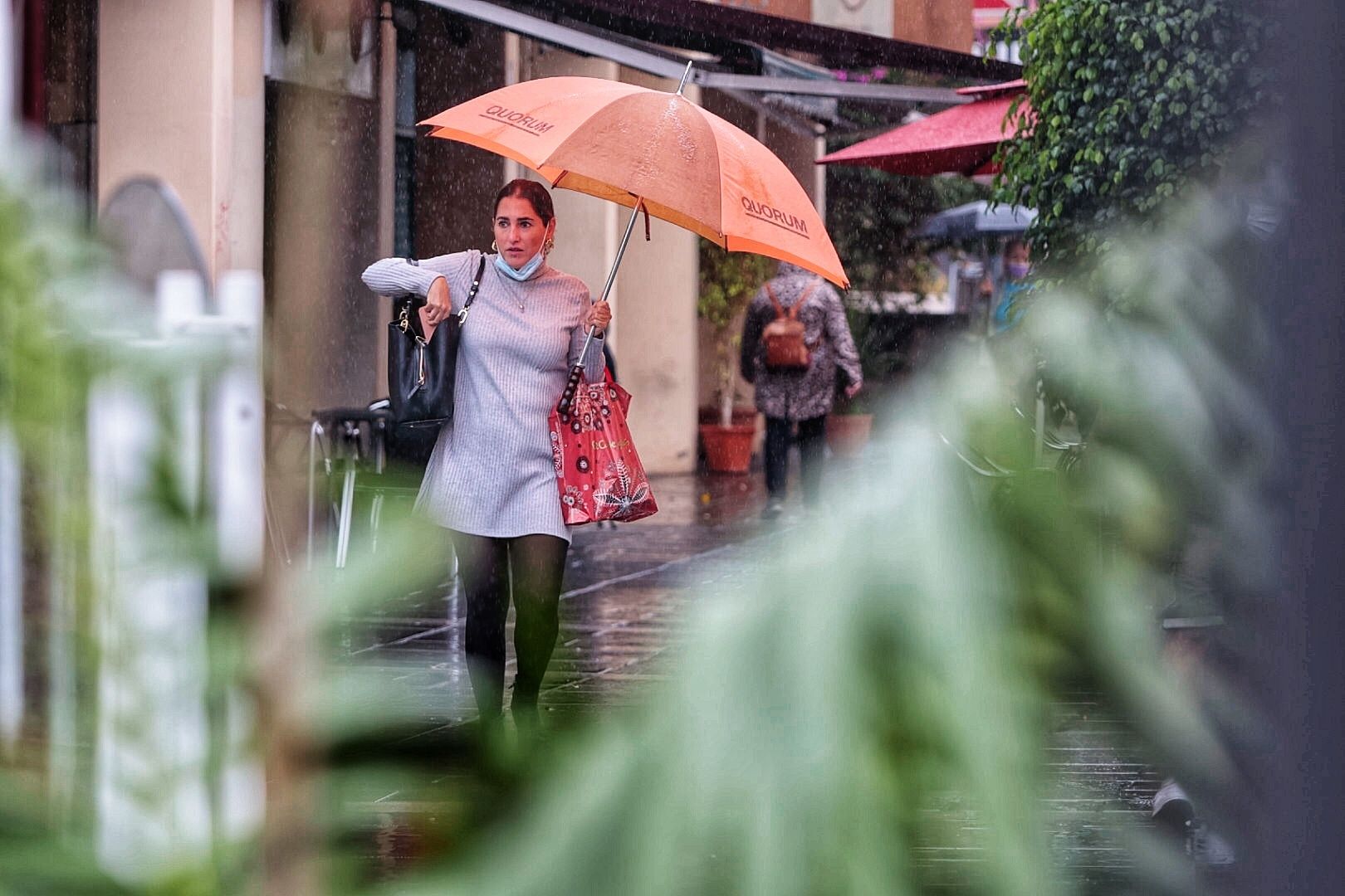 Temporal en Canarias: la lluvia afecta con fuerza a Tenerife