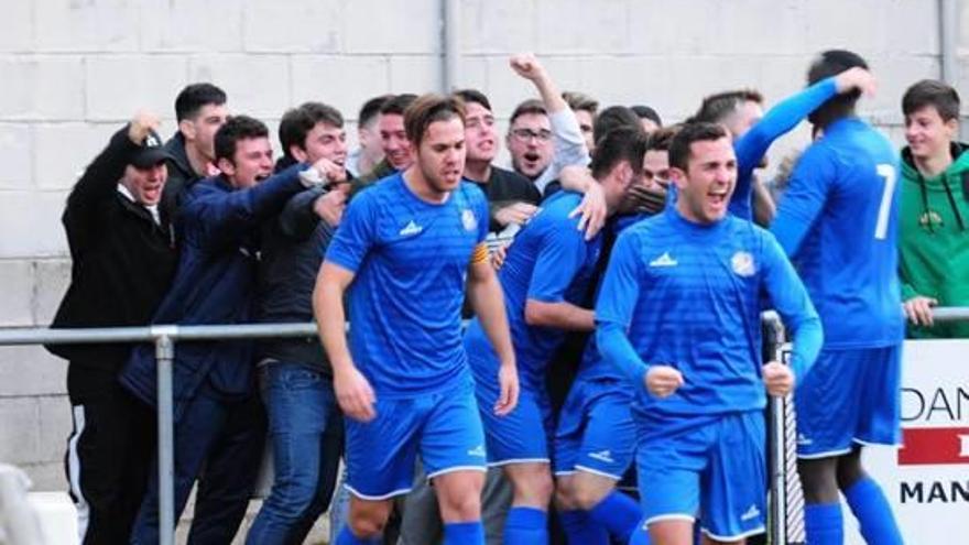 Els jugadors del Bescanó celebrant un gol, el dia de la victòria contra el Girona C.