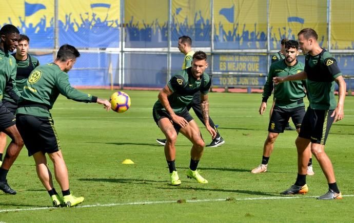 20/11/2018 EL HORNILLO, TELDE. Entrenamiento de ...