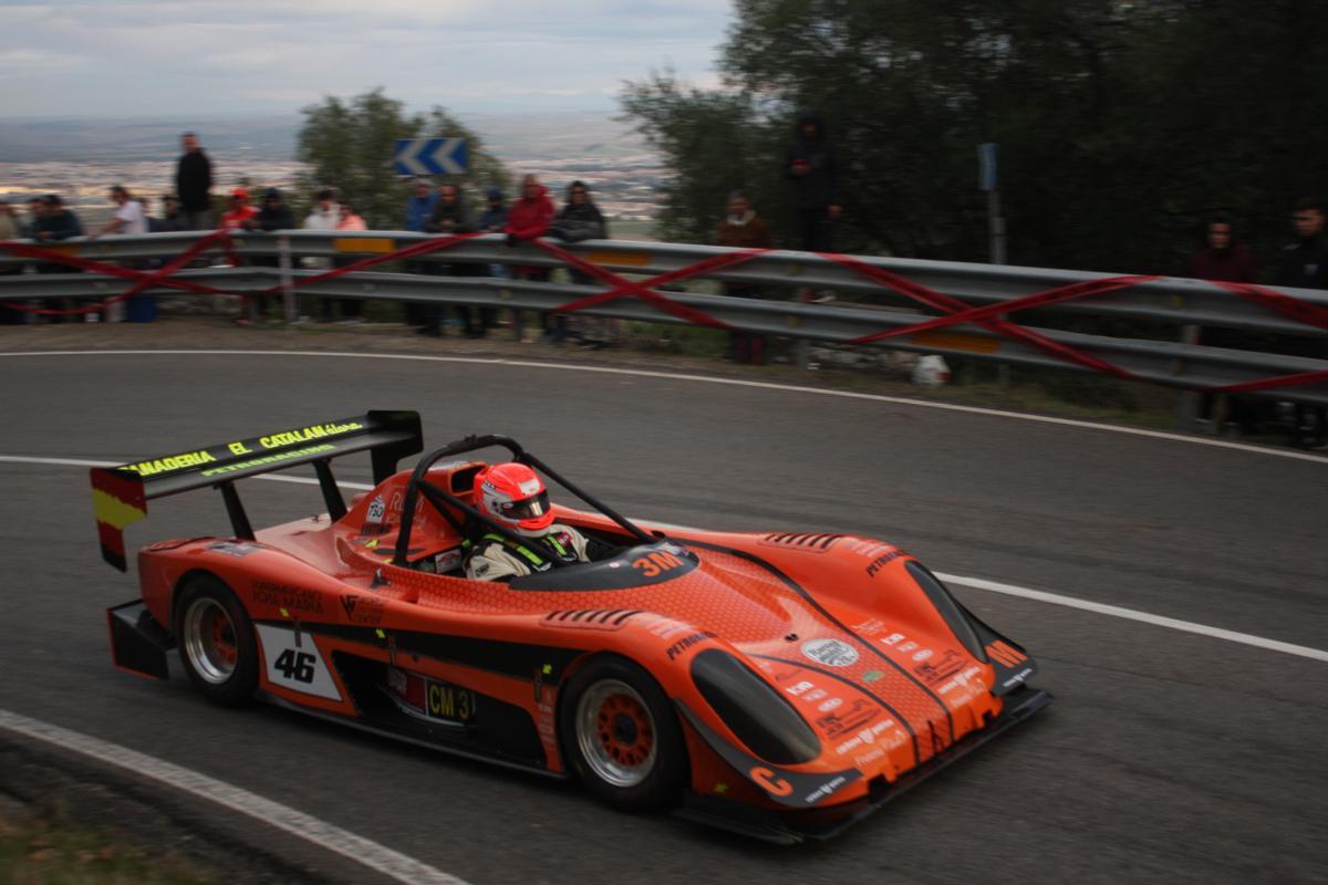 Francisco Aguilar, con su barqueta Radical P6R.