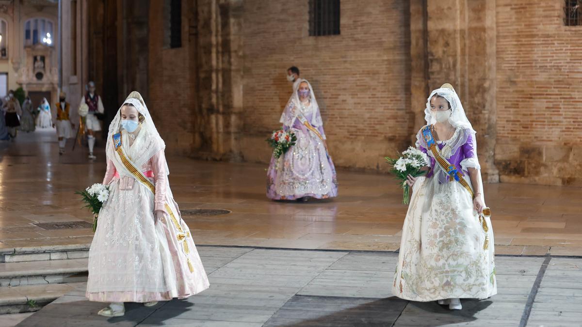 Búscate en el primer día de Ofrenda por las calles del Mar y Avellanas entre las 21:00 y 22:00 horas