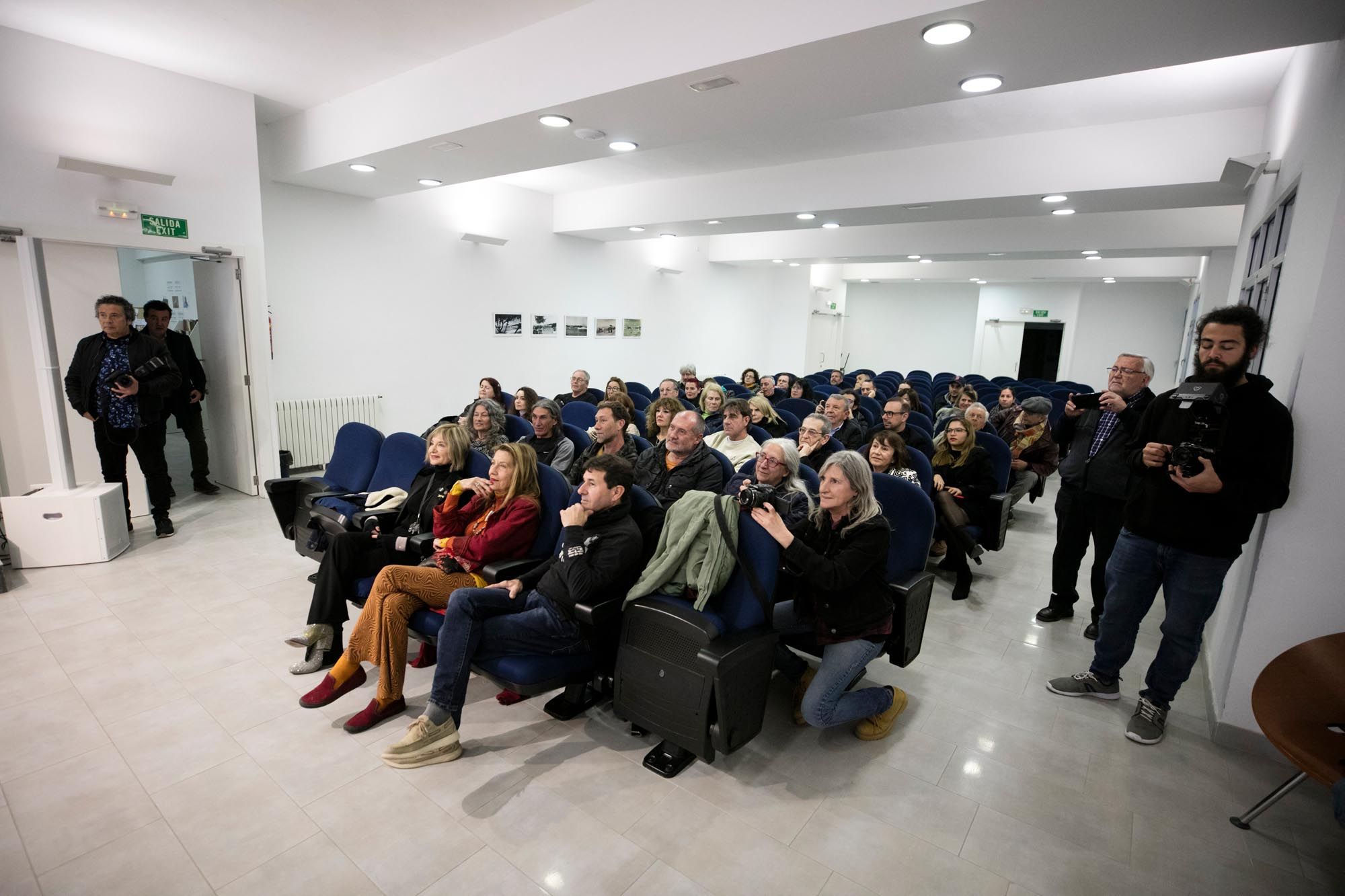 Homenaje a los artistas de la fiesta en Ibiza