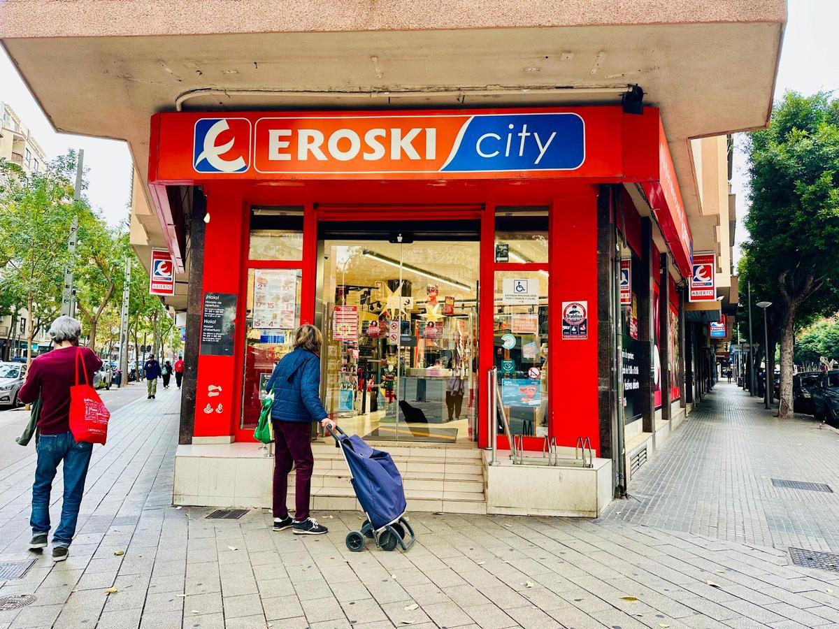 Ein Geschäft der baskischen Kette Eroski.