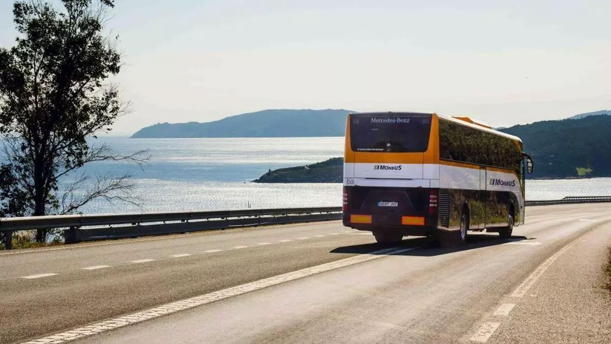 Autocar de Monbus.