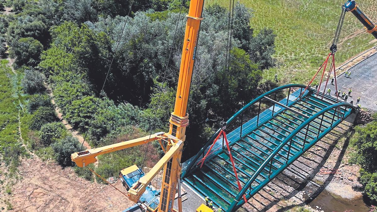 Una obra en un puente realizada por la empresa Sepisur.