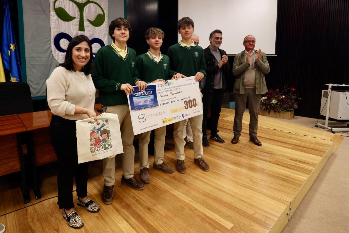 Grupo de premiados