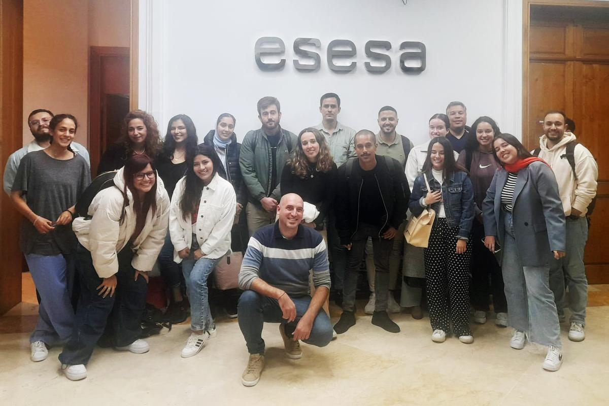 La colaboración entre ESESA y GPTW se erige como una iniciativa trascendental que posicionará a Málaga en la vanguardia de la formación empresarial y la gestión del talento