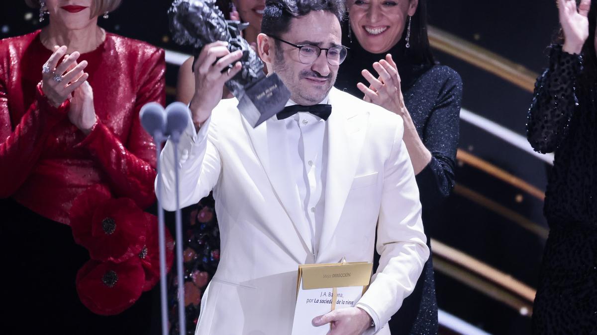 El emocionante discurso de Bayona tras ganar el Goya a Mejor película por 'La sociedad de la nieve'