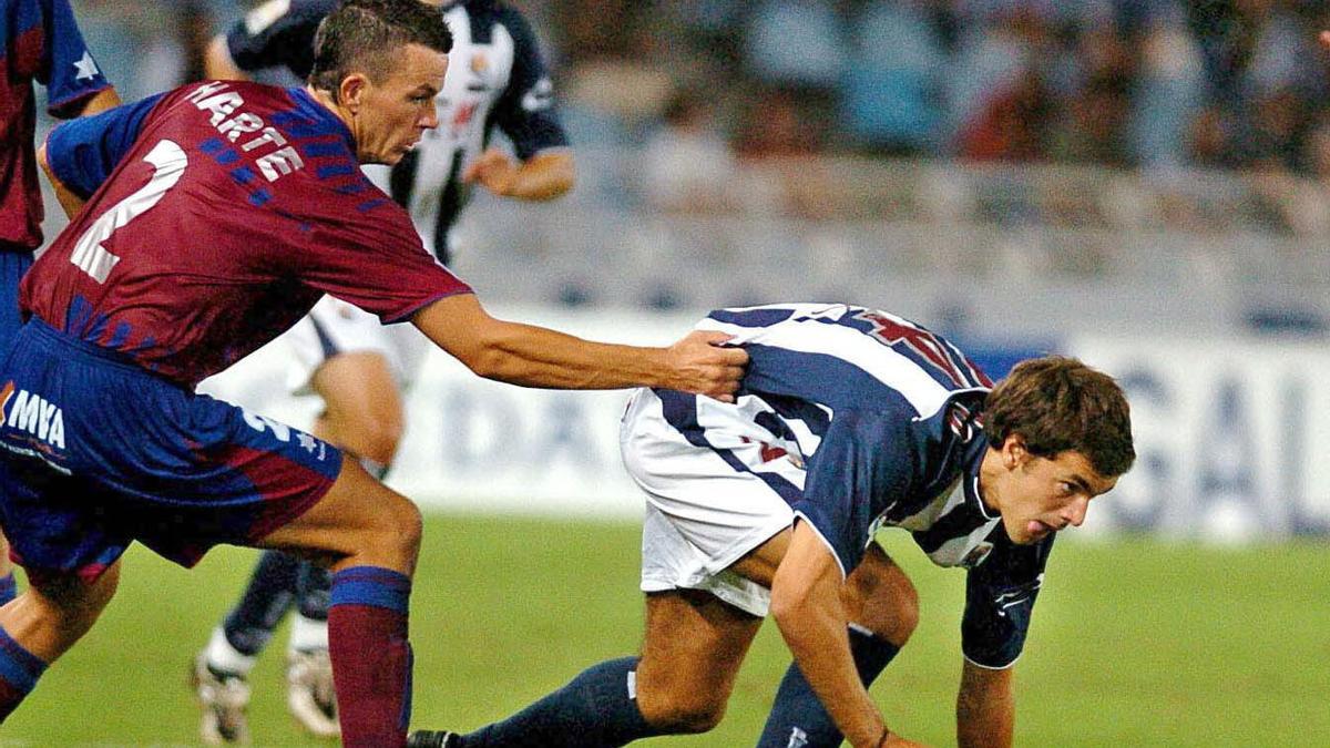 Harta trata de frenar a Xabi Prieto en 2004