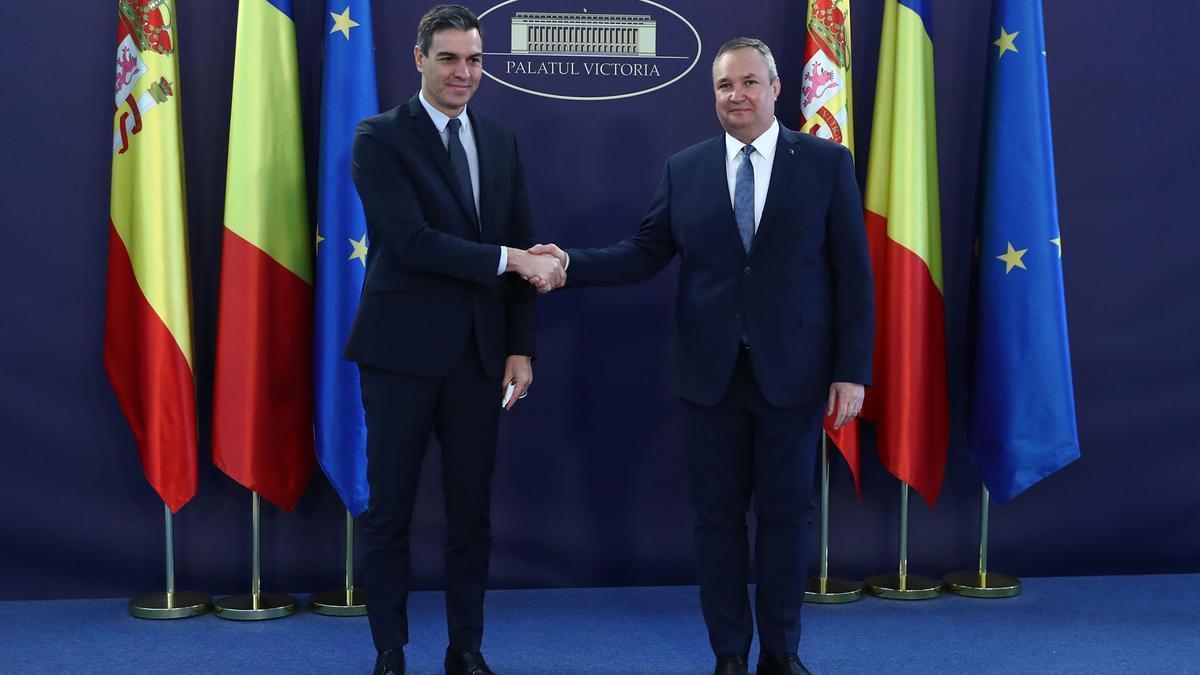El presidente del Gobierno, Pedro Sánchez, l presidente del Gobierno, Pedro Sánchez, con el primer ministro de Rumanía, Nicolae Ciucă, en su visita a Bucarest el pasado marzo