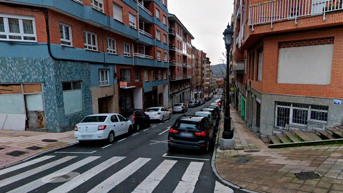 Vista general de la calle Augusto Junquera, en el barrio de Ciudad Naranco.