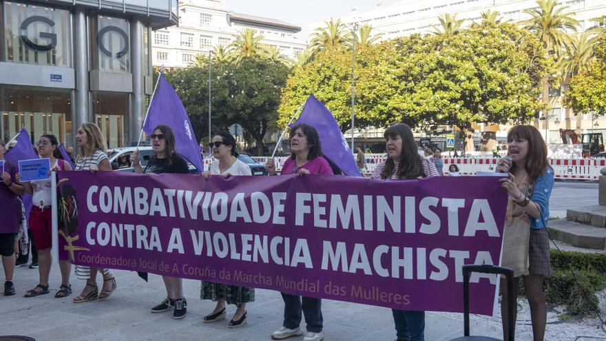 Protesta de la Marcha Mundial das Mulleres por el crimen machista de Maritza en A Coruña