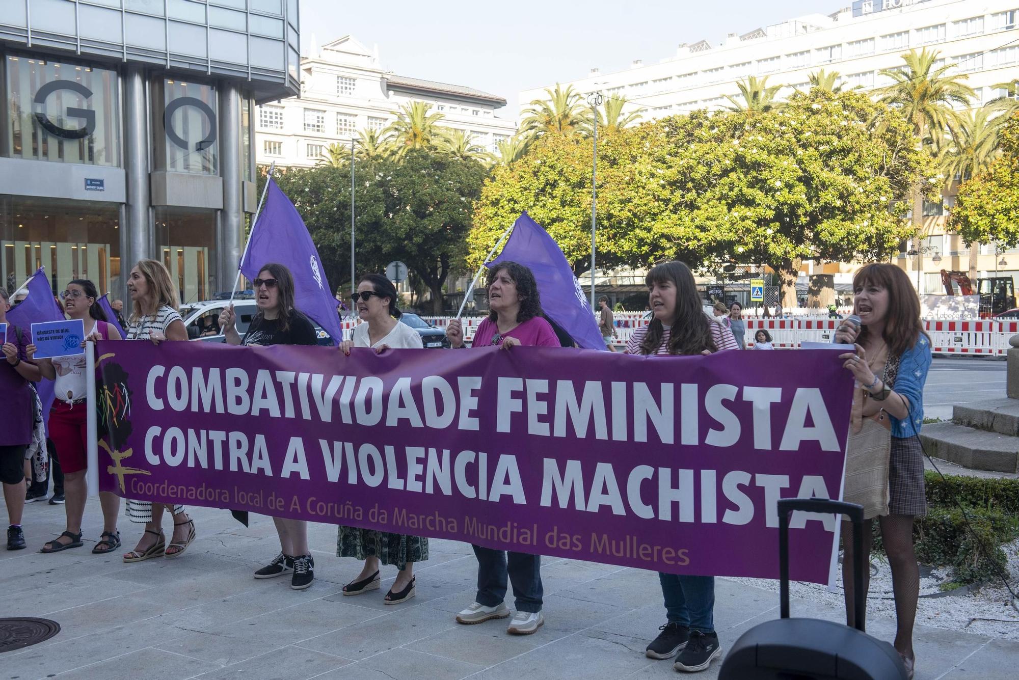 Protesta de la Marcha Mundial das Mulleres por el crimen machista de Maritza en A Coruña
