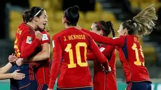 Plácida irrupción de España en el Mundial pasando por encima de Costa Rica
