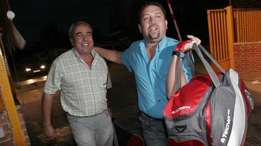 Ángel Fenoll y su hijo volvieron ayer, como en 2007, a ser detenidos.