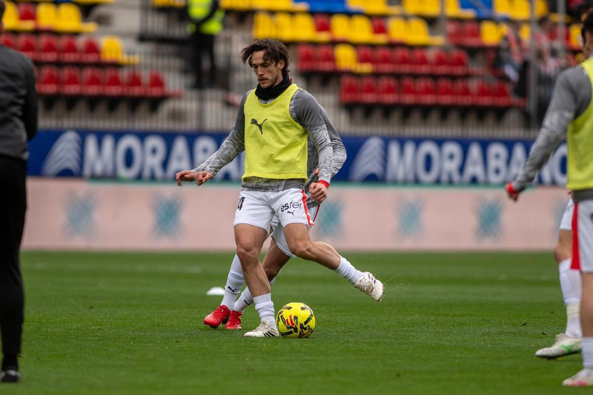 En imágenes: las fotos del partido entre el Andorra y el Sporting de Gijón