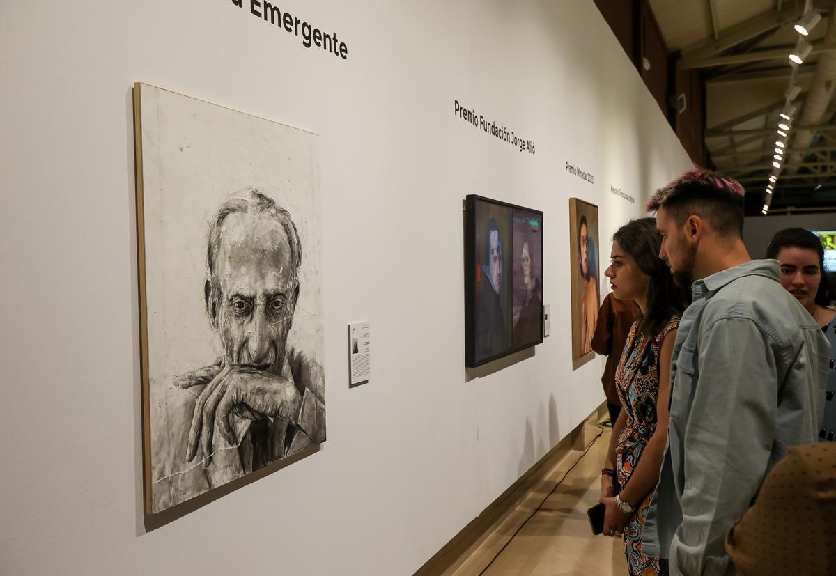 Obras premiadas en la exposición por los 25 años del Certamen Miradas