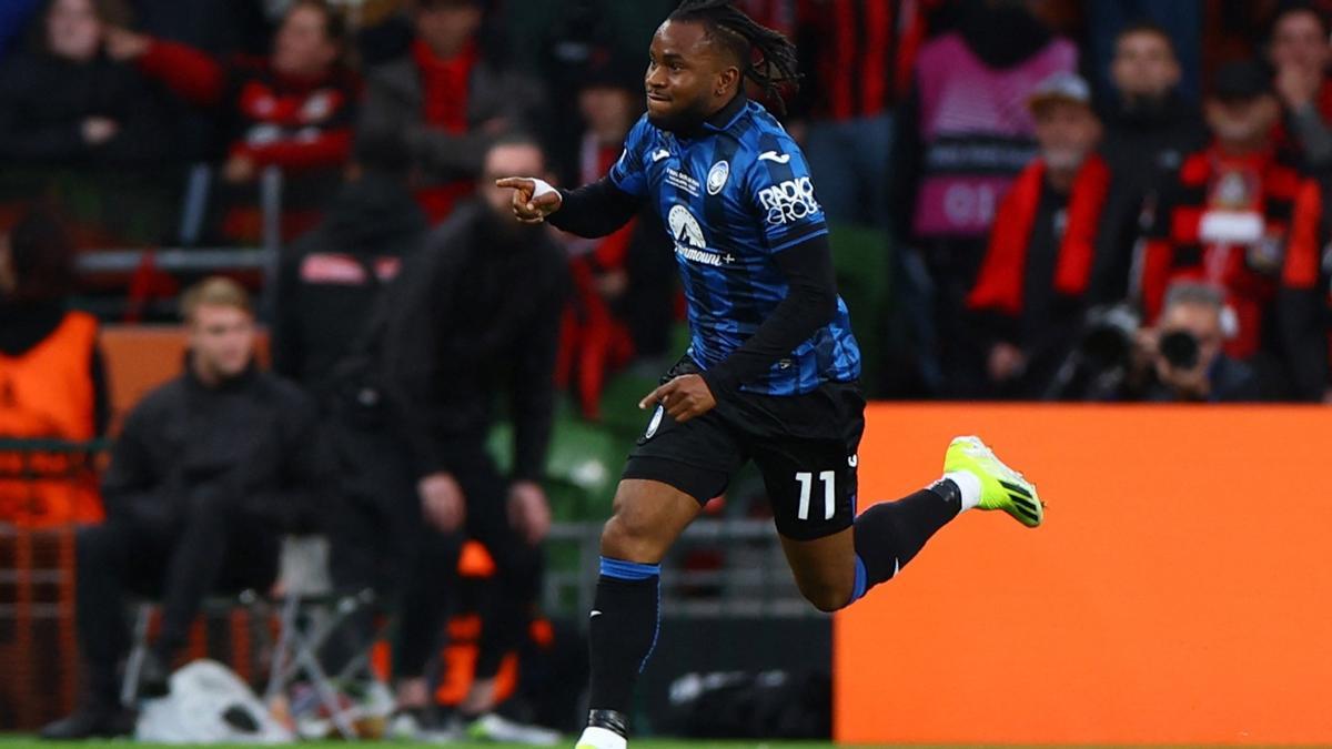 Atalanta striker Lookman celebrates the 1-0 he scored against Leverkusen in Dublin.