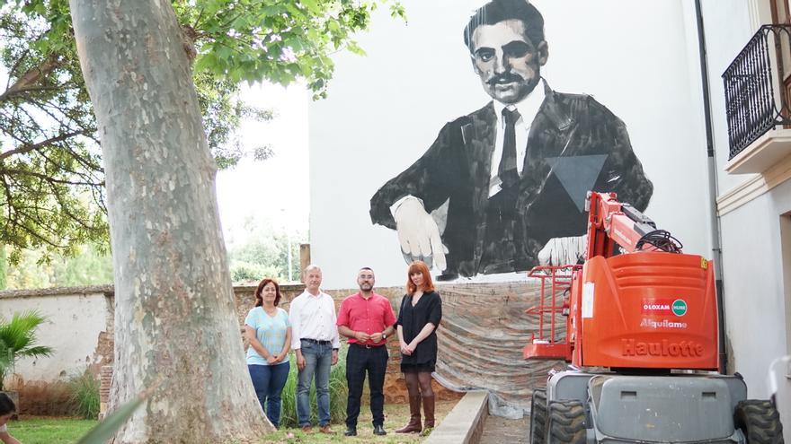 Un mural de Paula Bonet honra en Vila-real la memoria de las víctimas del nazismo