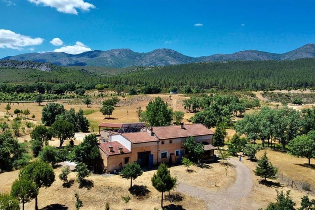 Las Lucías, casa enclavada en el Geoparque Mundial Unesco Villuercas-Ibores-Jara.