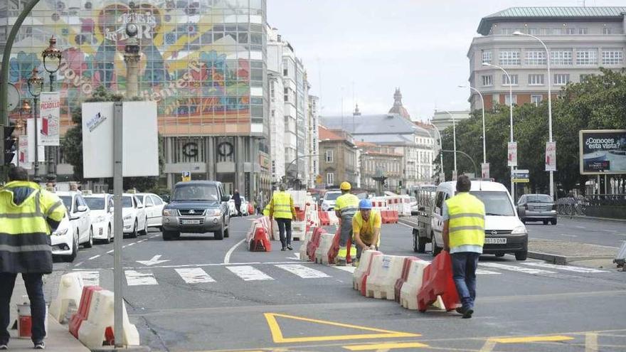 Obras de saneamiento en Santa Catalina y Entrejardines, en A Coruña, el mes pasado.