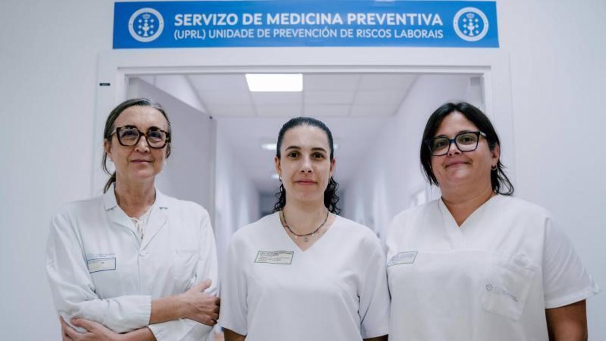El equipo al frente del servicio de la consulta de inmunización del viajero.