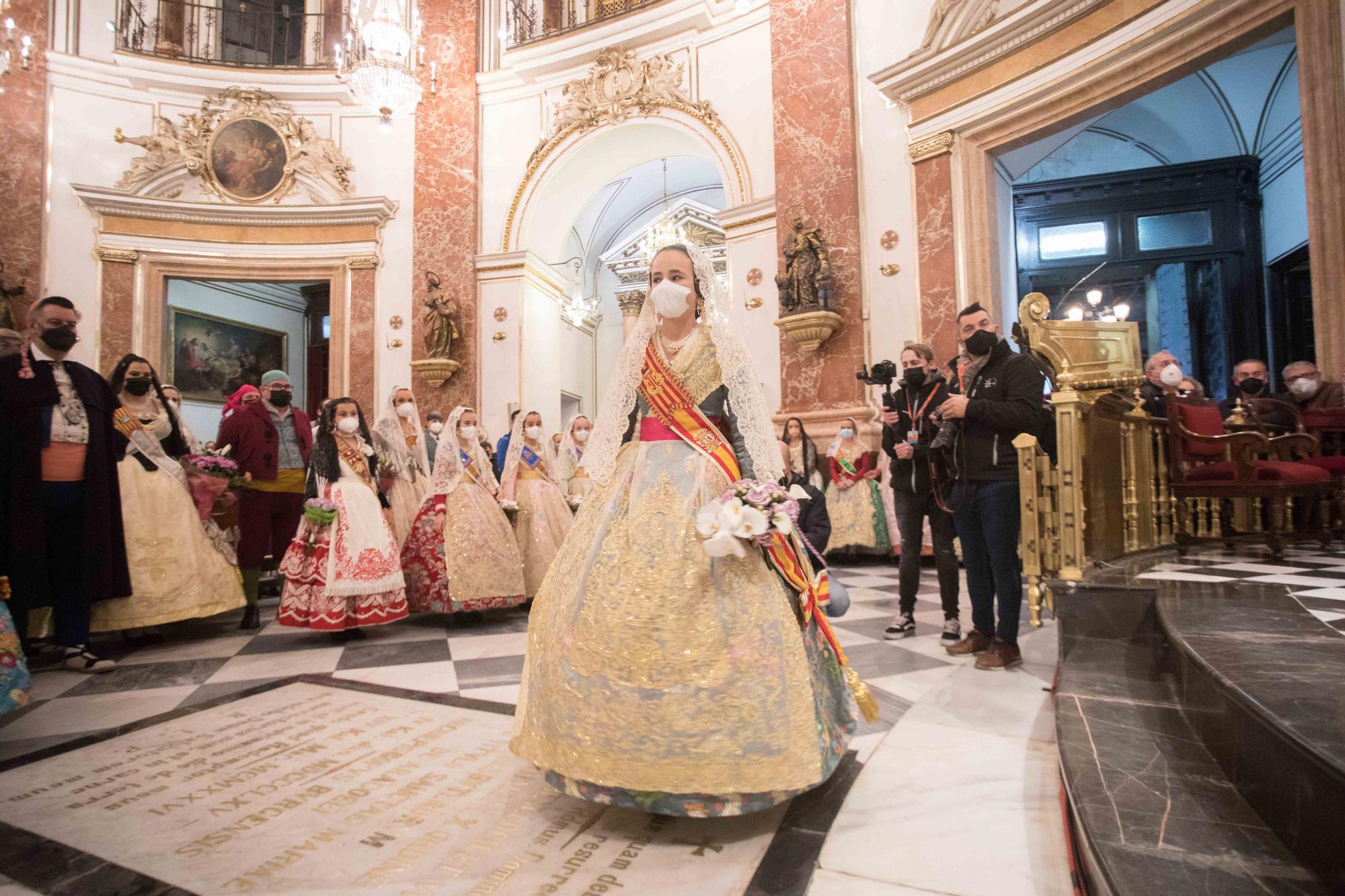 La fallera mayor infantil llega a la Mare de Déu