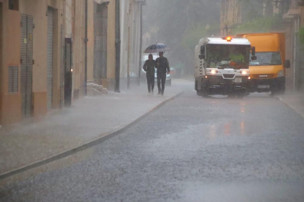 Así está lloviendo en la Vega Baja