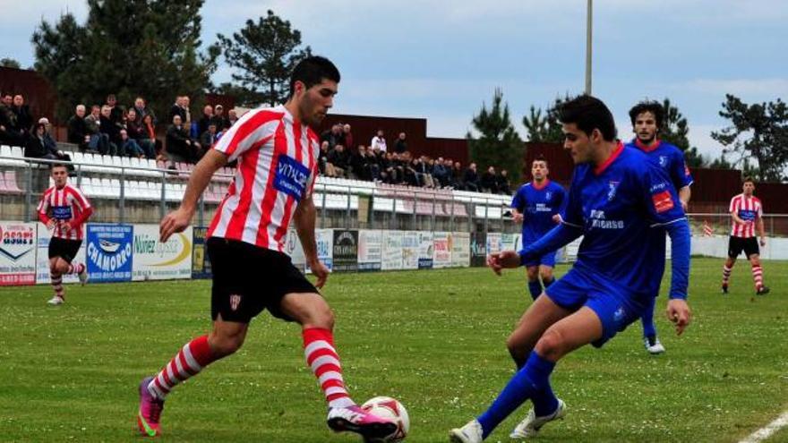 Los de A Illa tienen en Carballo una nueva oportunidad de confirmar su progresión. // Iñaki Abella