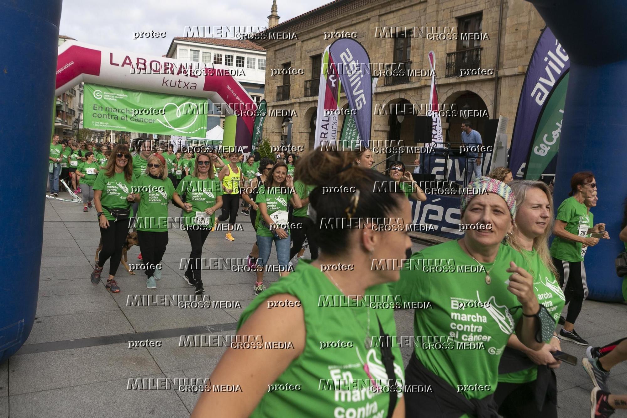 EN IMÁGENES: Asturias se echa a la calle para correr contra el cáncer