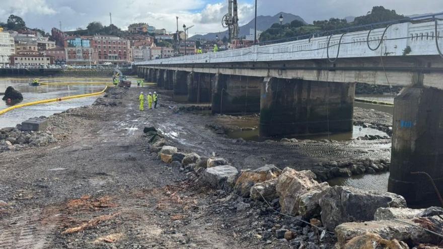 Obras en el puente de Ribadesella. | MTMS