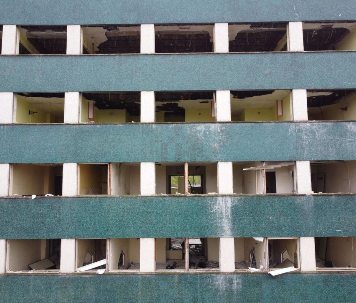 Estado que presentan las habitaciones de la antigua Maternidad. | MARIO CANTELI