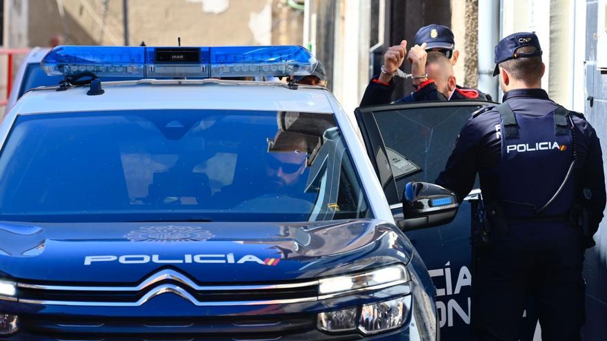 Una redada antidroga con registros en Cartagena, San Pedro del Pinatar y Alicante deja al menos 10 detenidos