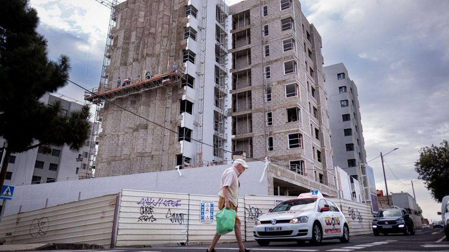 Crece el número de casas ocupadas en La Laguna por una sola persona, un soltero o divorciado