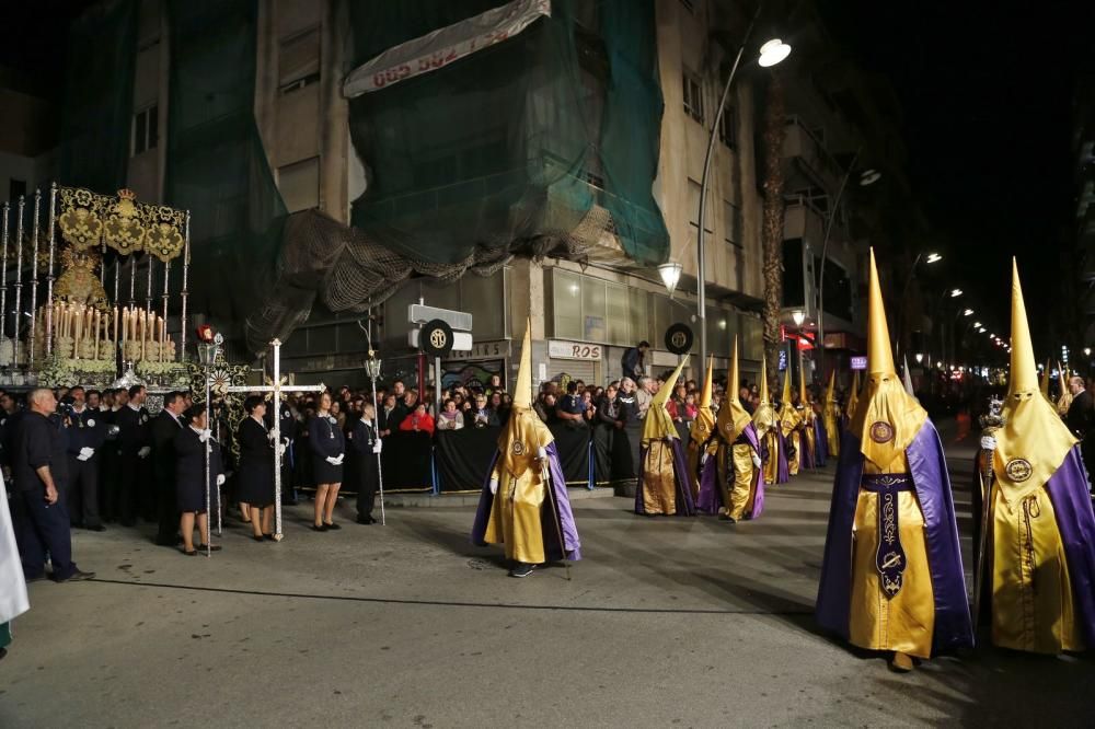 La Esperanza y el Cristo de la Caída protagonizaron el Encuentro en la Vía Doloresa de la Semana Santa de Torrevieja