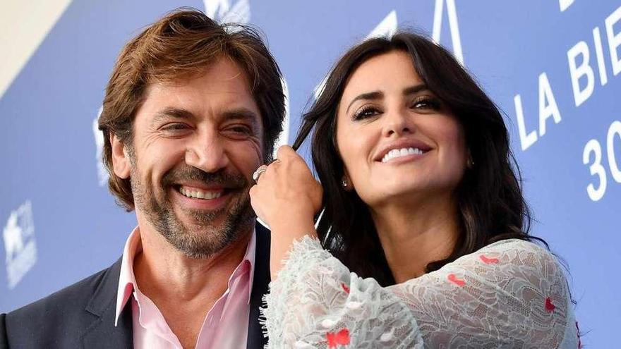 Javier Bardem y Penélope Cruz en la presentación de &#039;Loving Pablo&#039;.