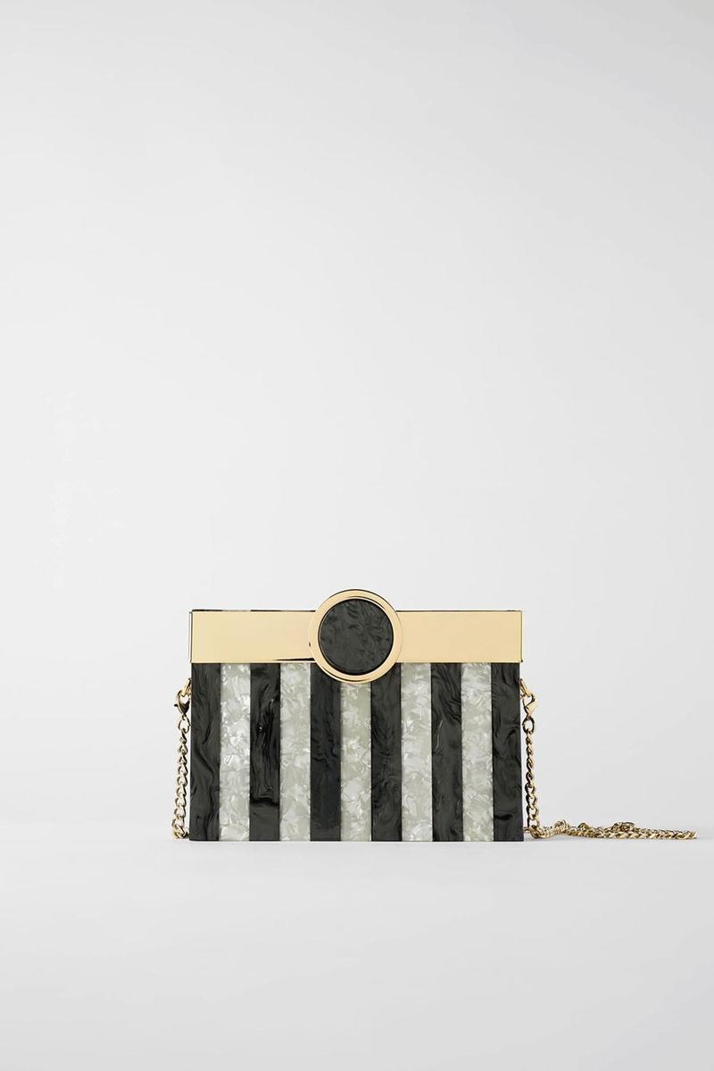 Bolso caja de Zara (precio: 35,95 euros)