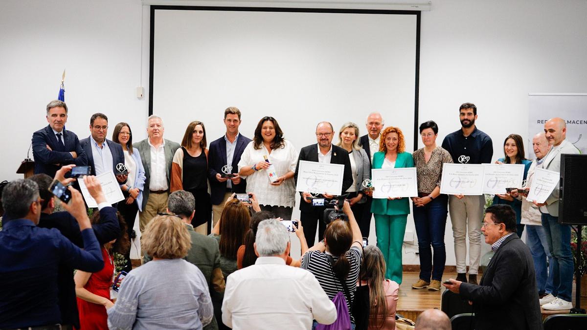 Acto de entrega de los premio AEMO, en la Ferial del Olivo de Montoro.