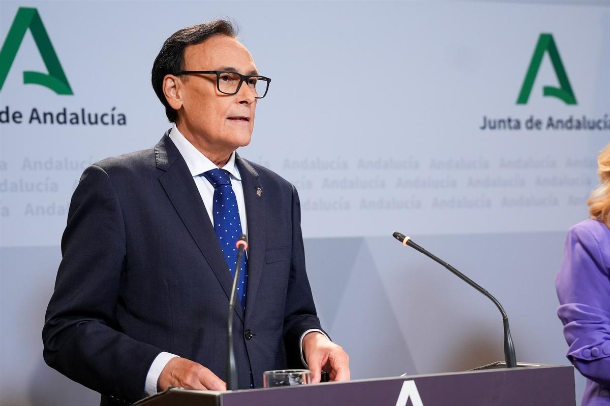 El consejero de Universidad, José Carlos Gómez Villamandos.